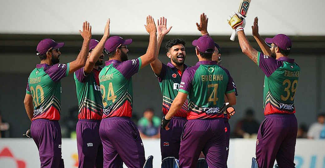 খালি ডেটার রিফ: ই-স্পোর্টস, ব্লকচেইন আর মিথের হিসাব